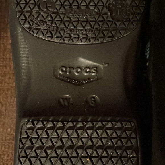 Color black with multi color on them, size 6 Brand new. - Picture 4 of 4